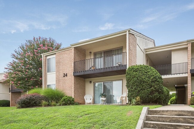 Clubhouse at Falcon Creek Apartment homes