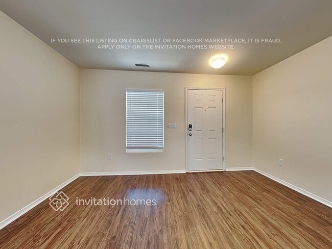 Photo - 49 Norwich Dr