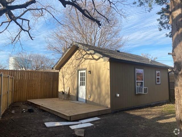 Building Photo - 3035 Allister St Rental