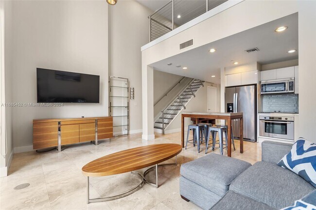 Building Photo - 1050 Brickell Ave Unit 610