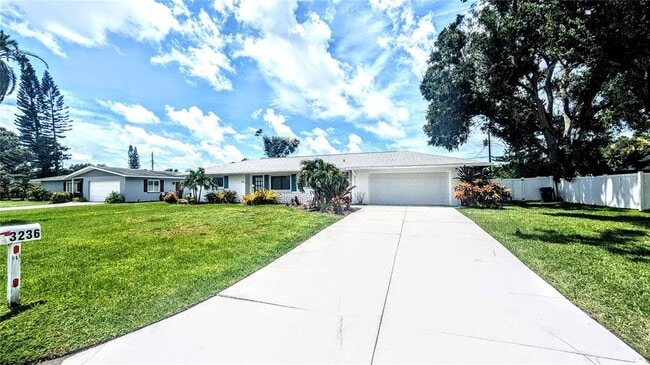 Photo - 3236 S Lockwood Ridge Rd