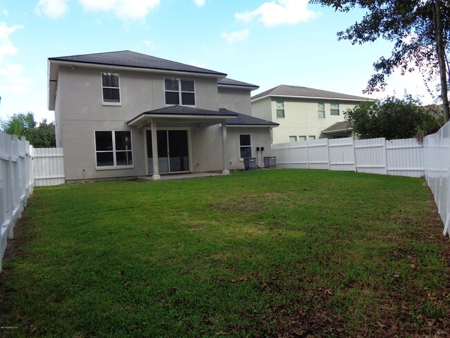 682 Candlebark Dr