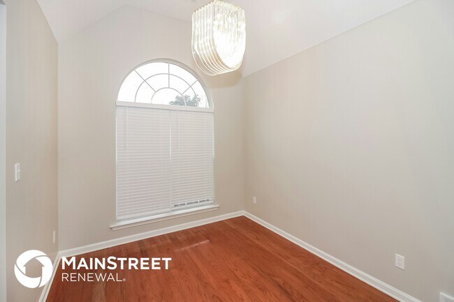 Photo - 372 Fleets Hill Dr