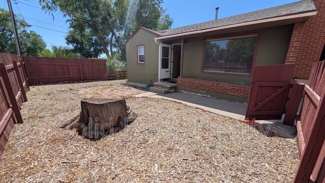 Building Photo - 513 W Uintah St Unit 1