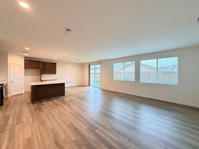 Photo - 1858 Morro Ct
