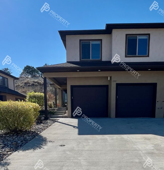 Building Photo - Home for Rent in New Castle - Water, Sewer...