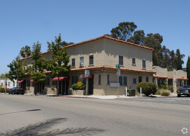 Photo - Roosevelt Court Apartments