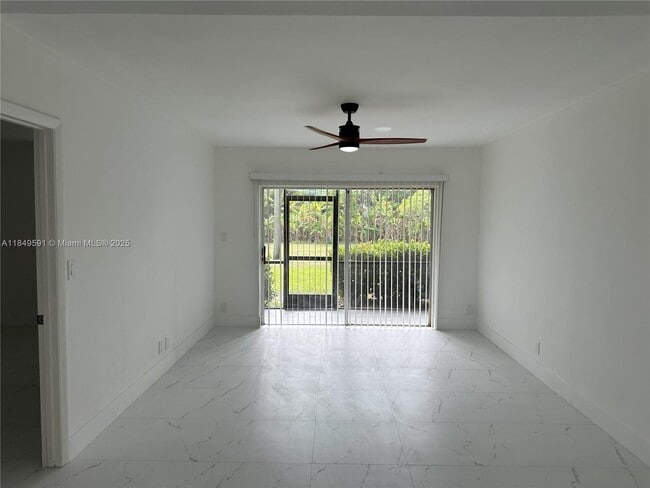 Photo - 450 NW 20th St Unit 1020