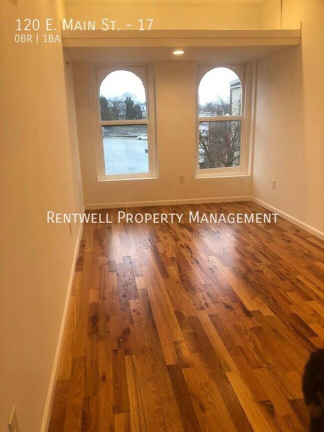 Photo - 120 E Main St Unit 17