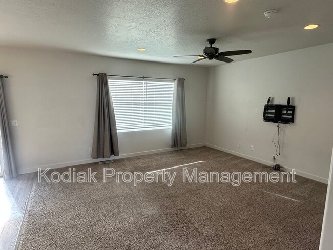 Photo - 1028 E Bigelow Ave