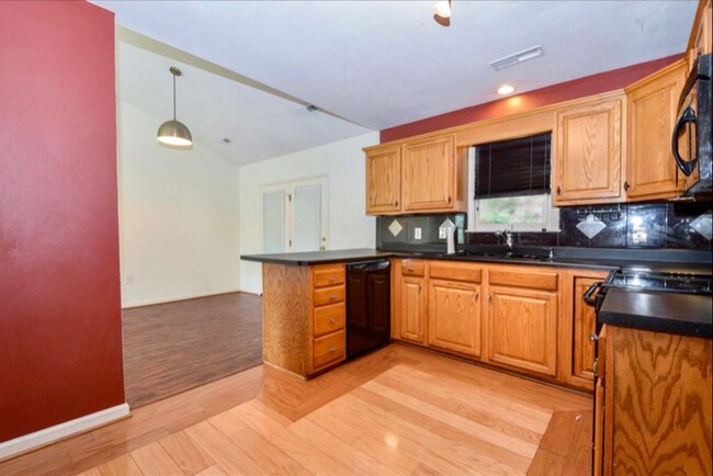 Photo - 5348 Cave Spring Ln