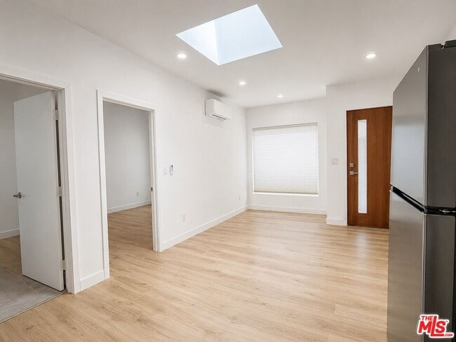 Photo - 233 N Berendo St Unit 5