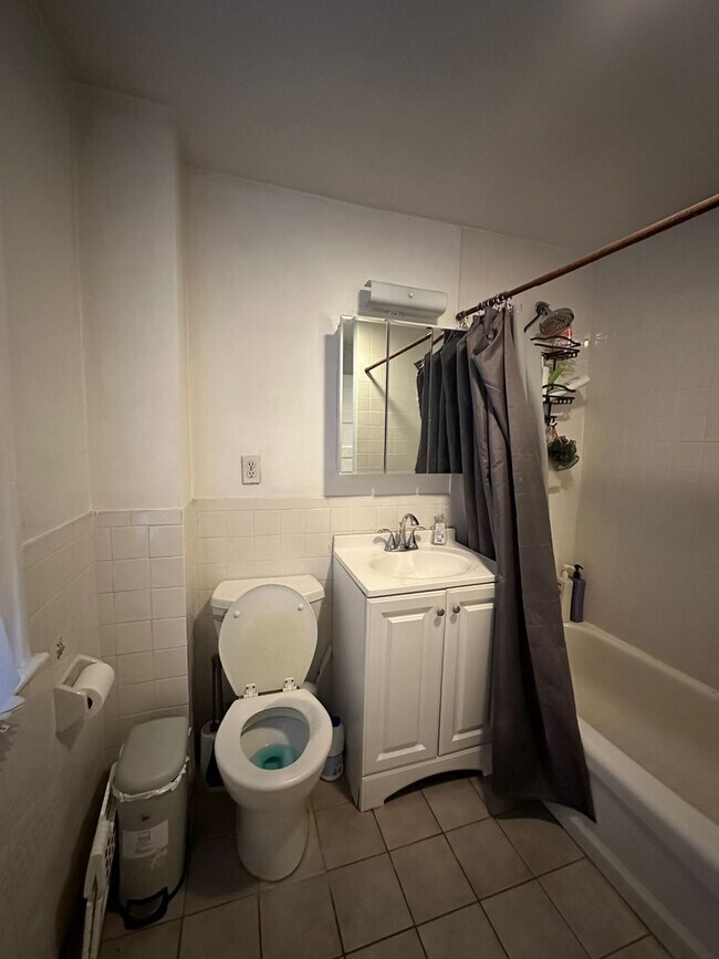 Photo - 54 Brainerd Rd Unidad 3