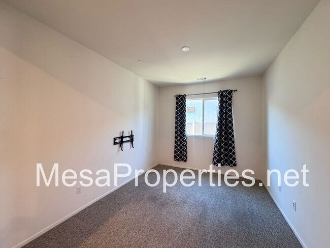 Photo - 11784 Ginger St