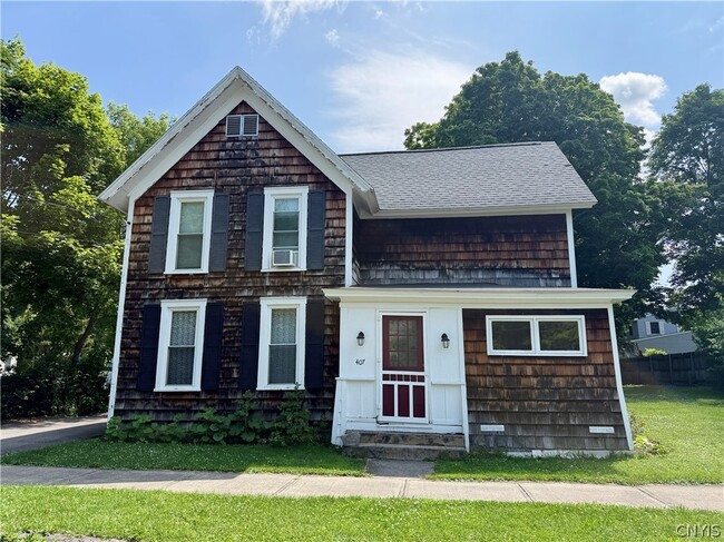 407 Warren St