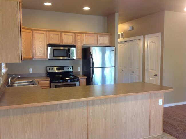 10002 Utahna Rd Unit 10002 Utahna Road