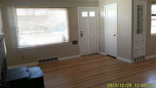 Photo - Large SE Boise home