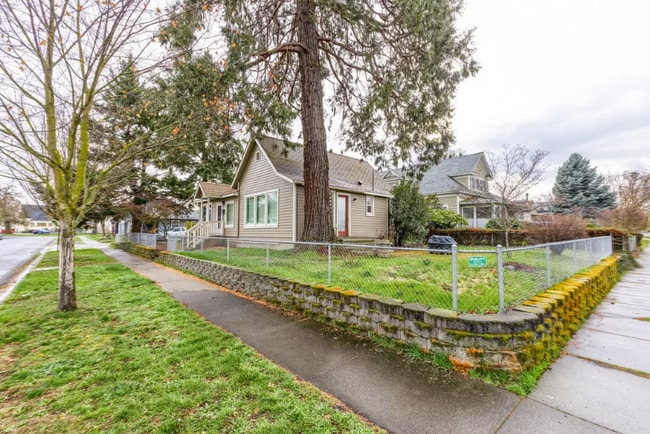 Photo - 417 N Oakdale Ave