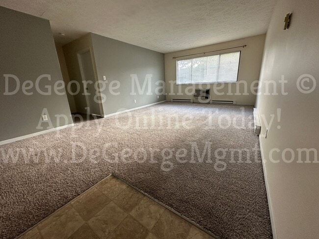 Photo - Parkway Apartments