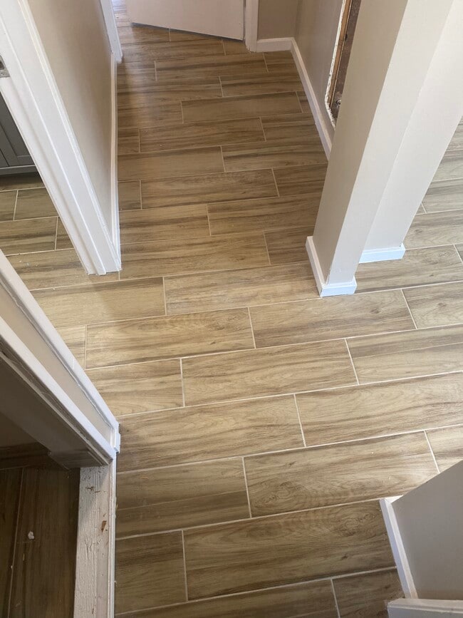 Hallway - 32972 Rose Ave