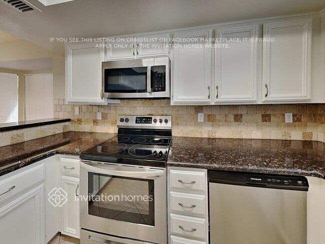 Photo - 409 W Beverly Ln