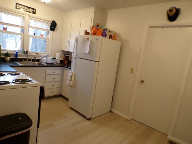 Photo - 207 Main St Unit A