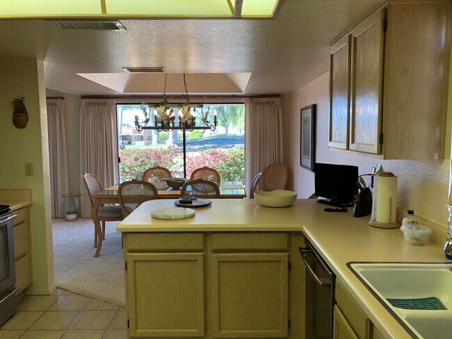 1364 Leisure World