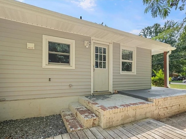 Photo - 1201 Bacon St