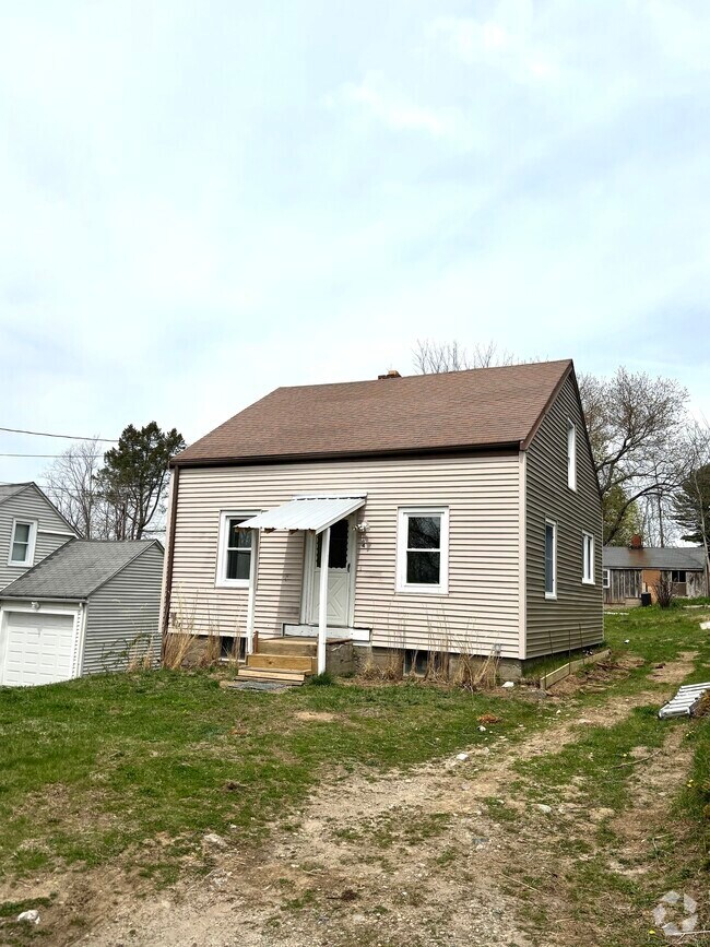 Building Photo - 4 Burgeville Ct Rental
