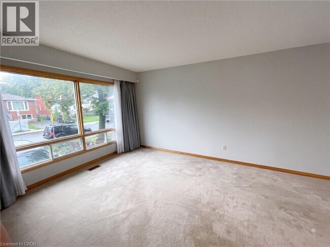 Photo - 29 E 23rd St