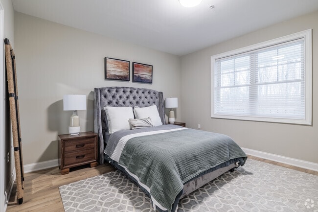 2BR, 2BA - 1,485SF - Bedroom