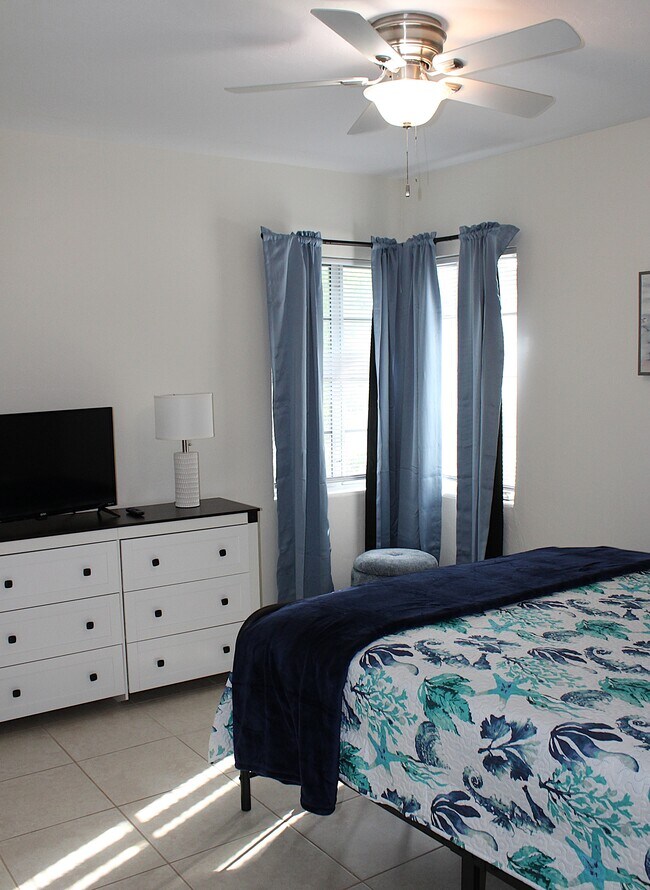 Photo - 4464 E Riverside Dr