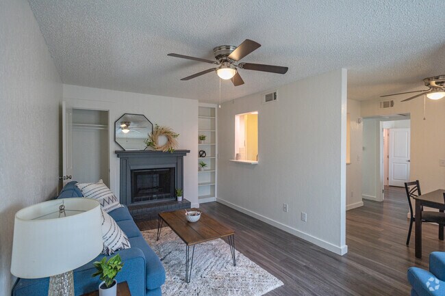 1BR, 1BA - 650SF