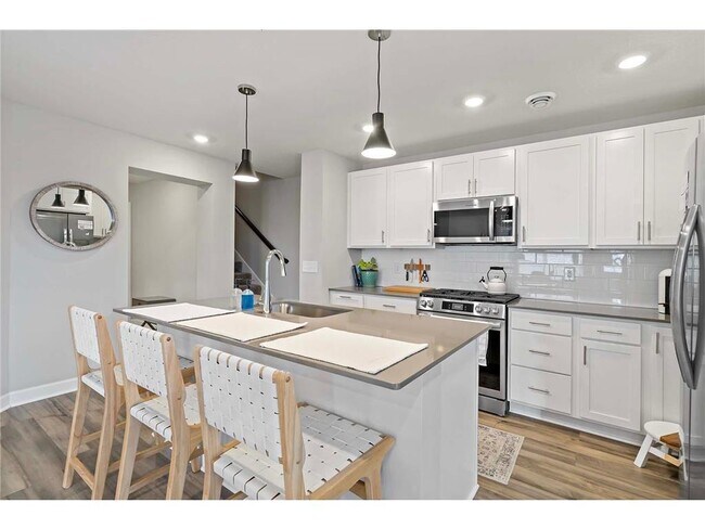 Photo - 10606 Weston Wy N
