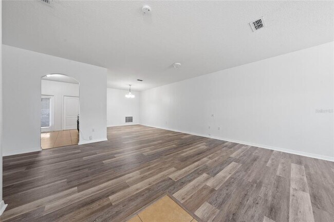 Photo - 1704 Buckeye Falls Way