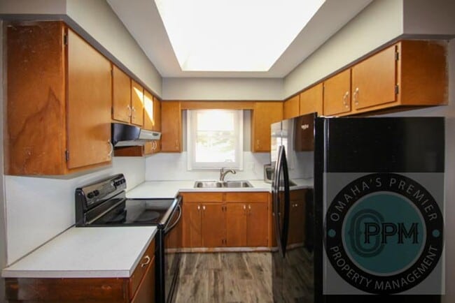 Photo - 12317 Weir St Unit GBR 12317