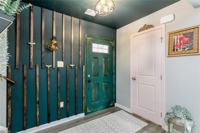 Photo - 222 Lorraine Dr