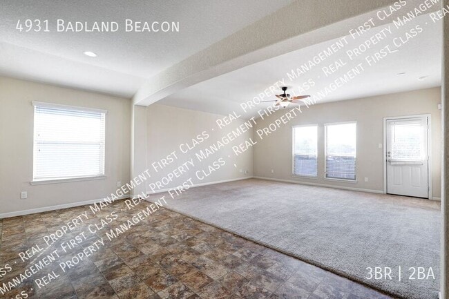Photo - 4931 Badland Beacon