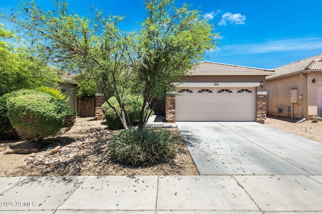 Building Photo - 4618 W Cottontail Rd Rental