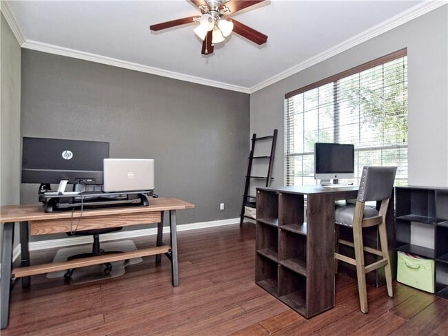 Photo - 1802 Greenside Trail