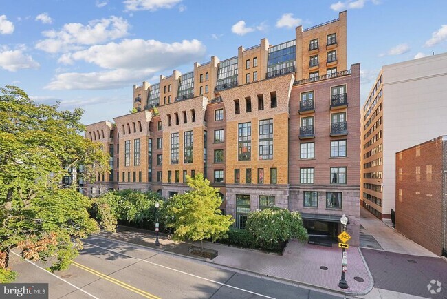 Building Photo - 910 M St NW Unit 616 Rental