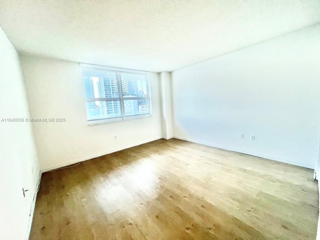 Photo - 1155 Brickell Bay Dr