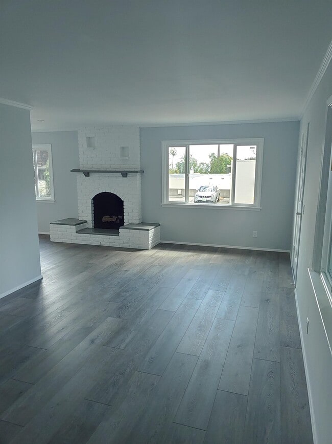 Photo - 259-261 Sturtevant Dr