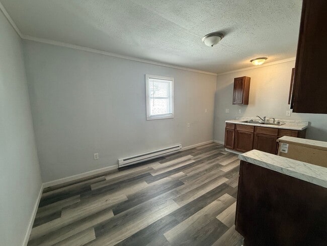 Photo - 2013 W Miller St
