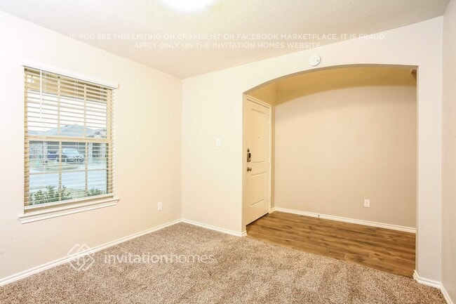 Photo - 1804 Yale St