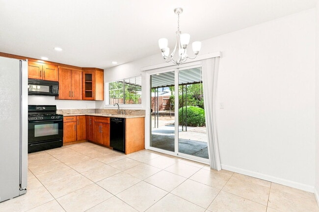 Photo - 7400 Pennington Way