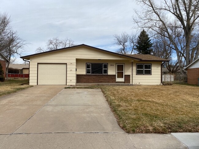 Building Photo - STUDENTS WELCOME! Single-Family Ranch Home in West Ft. Collins w/ Fenced Yard, Lawn Care Included!