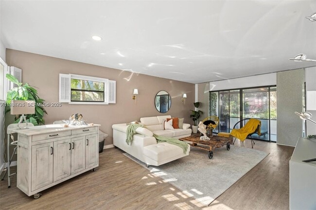 Photo - 149 NW 70th St Unidad 101C