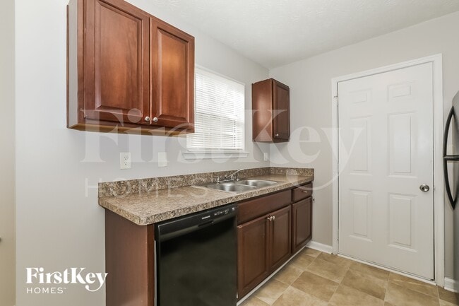 Photo - 8606 Sheridan Dr