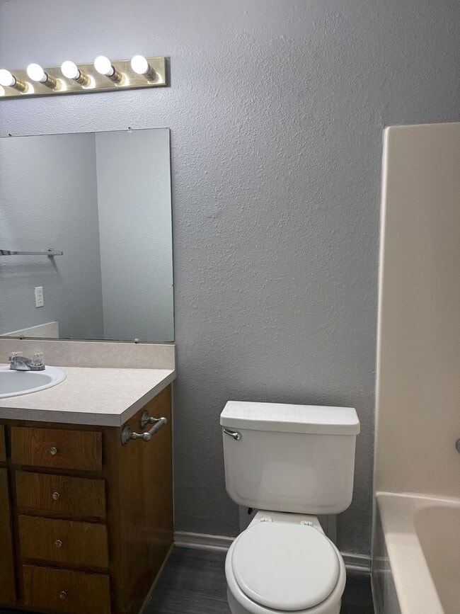 Photo - 117 Solon Rd